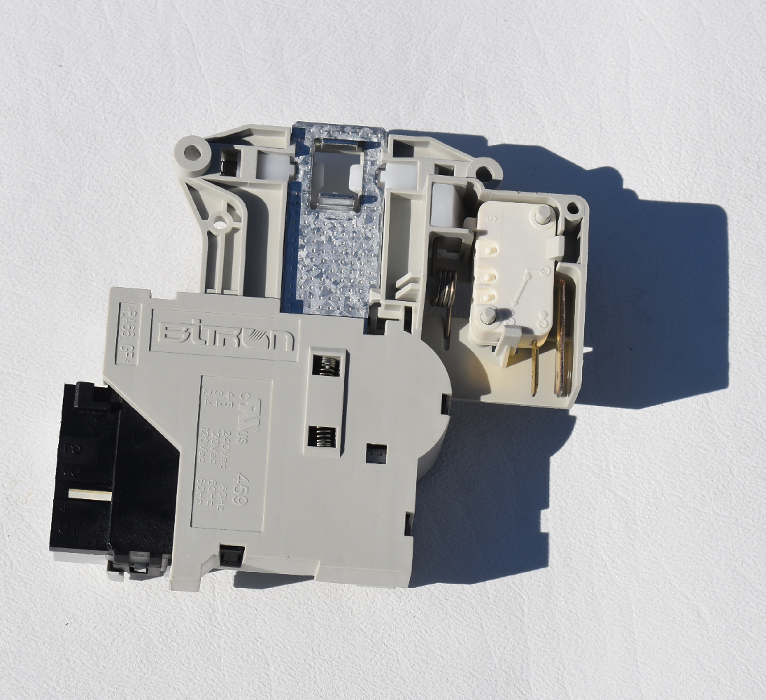 Assembly Door Latch/Switch 803920